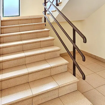 Daire Charming In With Balcony And View *