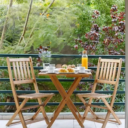 Appartement Charming In With Balcony And View *