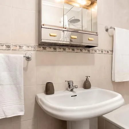 Apartment Charming In With Balcony And View Funchal (Madeira)