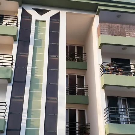 Charming In With Balcony And View Apartment *