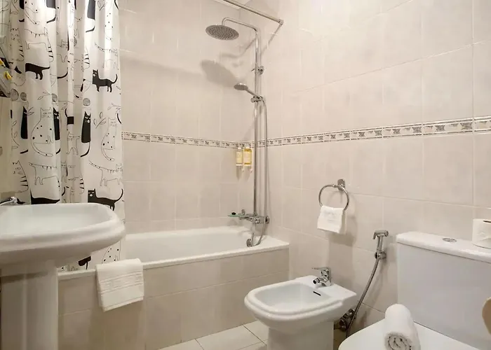 Charming In With Balcony And View Apartamento