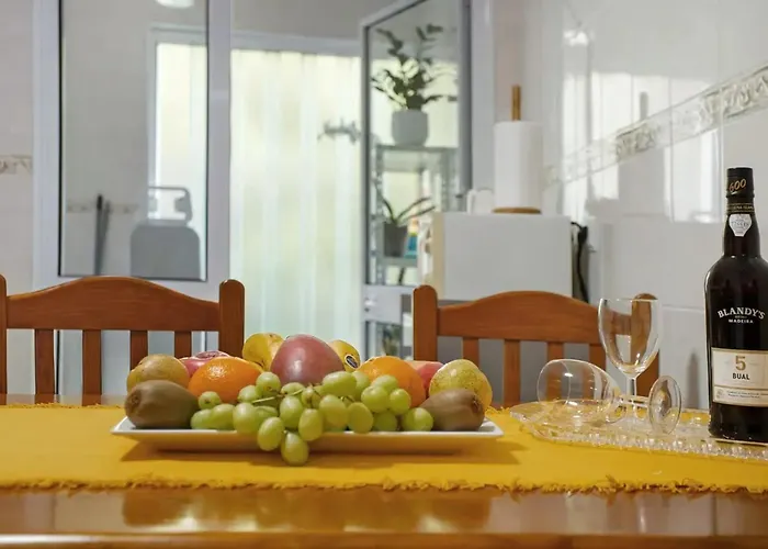 Charming In With Balcony And View * Funchal (Madeira)