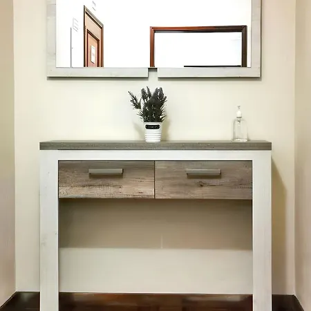 Charming In With Balcony And View * Funchal (Madeira)